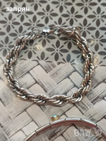 синджир и гривни, снимка 3 - Колиета, медальони, синджири - 48163528