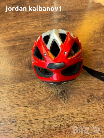 Червено бяла каска за велосипед или други спортове само за 10лв., снимка 2 - Спортна екипировка - 52531614