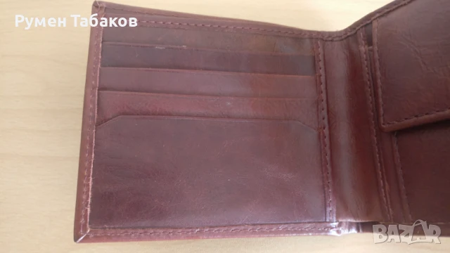 Кожен портфейл ZARA, снимка 4 - Портфейли, портмонета - 51392801