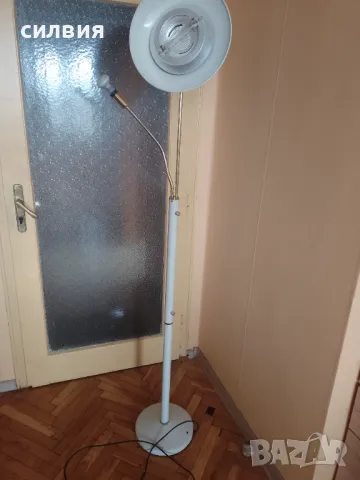 подова лампа 