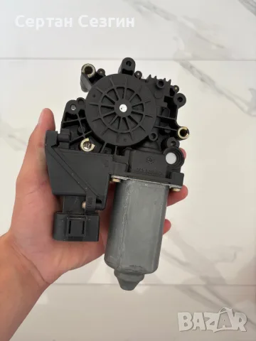 Машинка Стъкло Ауди А3 8L За Предно Ляво 