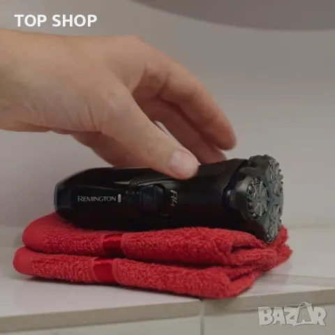 Нова Мъжка електрическа самобръсначка Remington R4 с тример и глава за набола брада, снимка 2 - Електрически самобръсначки - 49239209