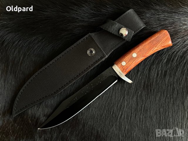 Ловен, кемпинг нож (Mountie).