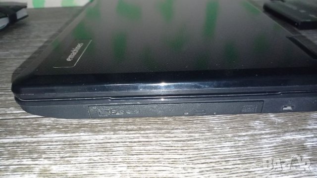 Emachines e725, снимка 7 - Лаптопи за дома - 40901648