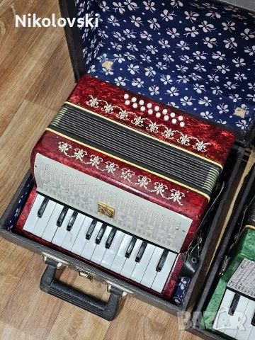 Акордеони, снимка 5 - Акордеони - 53409748