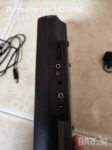 Чисто нов преносим касетофон RYBOZEN НЕ ТРЪГВА , снимка 4 - Радиокасетофони, транзистори - 52005082