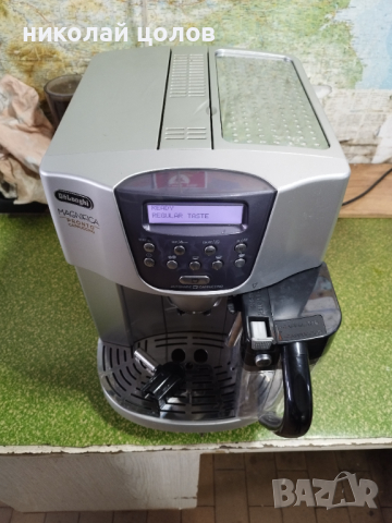 Кафемашина Delonghi Magnifica , снимка 2 - Кафемашини - 44649628