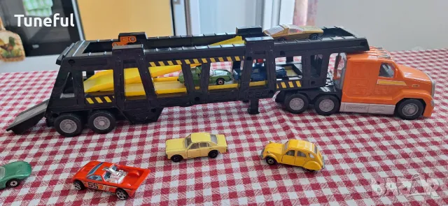 MATCHBOX камион автотранспортер - като нов, снимка 16 - Колекции - 47698313