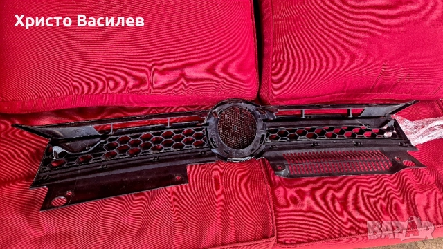 Оригинална предна решетка за VW Golf 6 GTI 2009-2012., снимка 2 - Части - 51432246