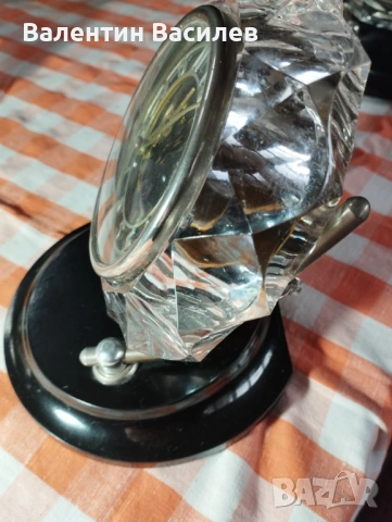 Настолни часовници Маяк кристал, снимка 3 - Антикварни и старинни предмети - 53483788