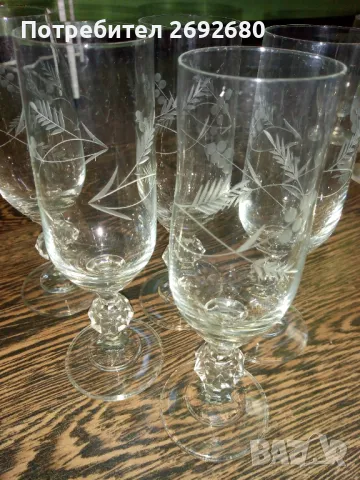 Нов комплект от 5бр.ръчно гравирани кристални чаши за пенливо вино(от 80-те години)/ кристална чиния, снимка 1