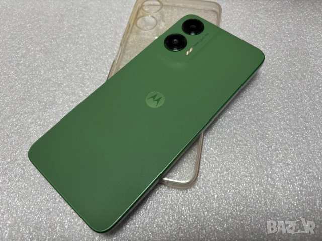 Перфектен! Motorola Moto G35 5G 256GB, Зелен, снимка 8 - Motorola - 53022228