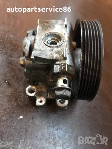 Помпа за сервоуправление 2.0 бензин за Mazda 6 (2004) 2610425E , снимка 2 - Части - 53611992