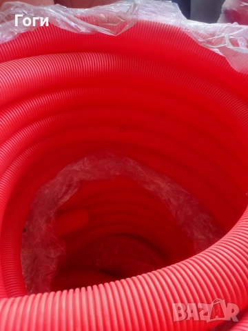 Гофрирана тръба ф 32 чисто нова, снимка 2 - Строителни материали - 52826437