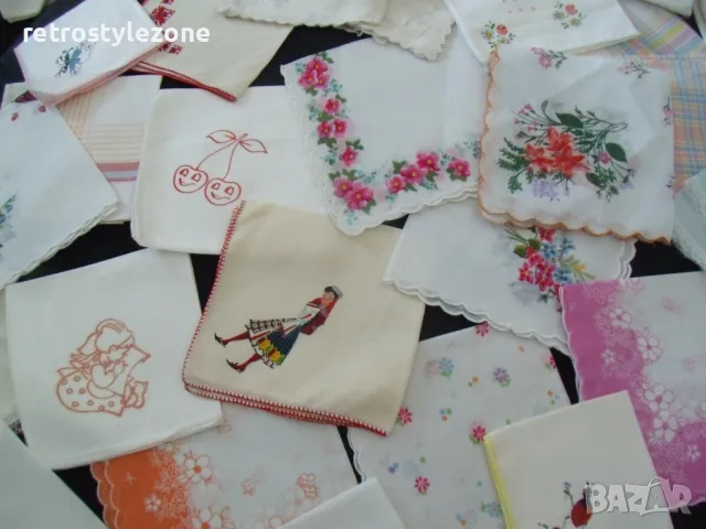 № 7893 малка колекция - 60 броя стари кърпички   - соц. период / България / 