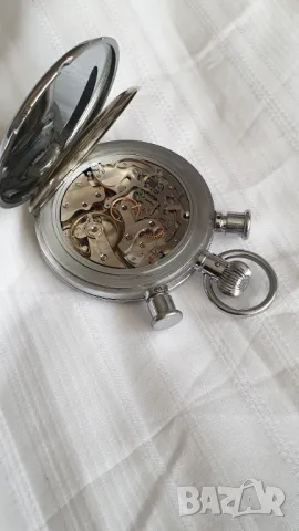 МНОГО РЯДЪК ХРОНОМЕТЪР HEUER & CO - RATTRAPANTE CAL 57, снимка 10 - Антикварни и старинни предмети - 47981414