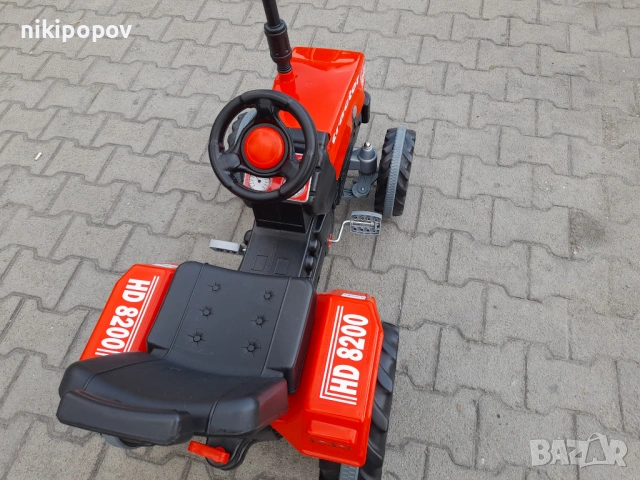 PILSAN Трактор с педали 07294 червен, снимка 3 - Други - 53850107