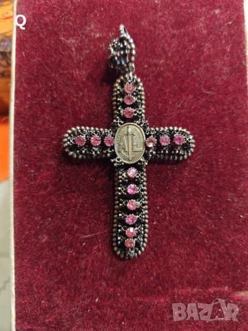 Стар сребърен кръст 