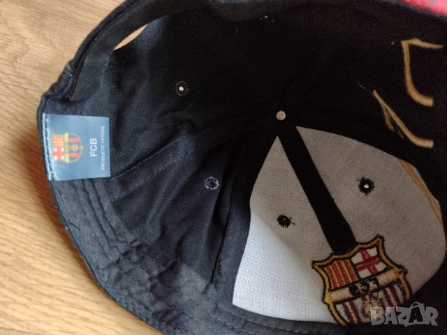 Barcelona - детска футболна шапка с козирка на Барселона, снимка 7 - Други - 53756283