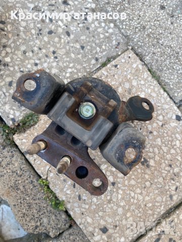 Тампон за двигател за Тойота Авенсис версо 2.0D-4D.116кс , снимка 3 - Части - 35939690