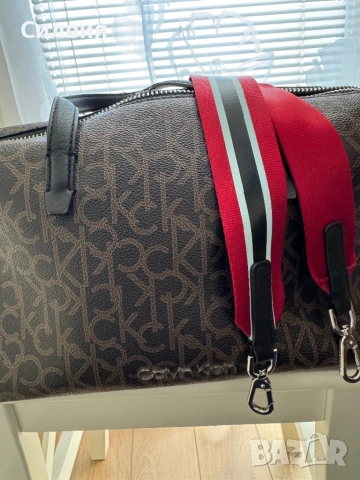 Чанта Calvin Klein, снимка 3 - Чанти - 53772117