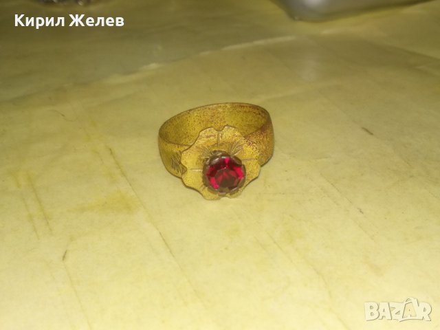 СТАРИНЕН СКЪПОЦЕН ФЛОРАЛЕН БРОНЗОВ РЕТРО ПРЪСТЕН - ЦВЕТЕ РЪЧНО ОРНАМЕНТИРАН с ФАСЕТИРАН ГРАНАТ 36617, снимка 3 - Антикварни и старинни предмети - 39723265