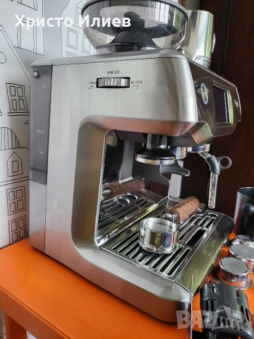 Професионална Кафемашина SAGE the Barista Touch с дисплей и кафемелачка, снимка 9 - Кафемашини - 53706420