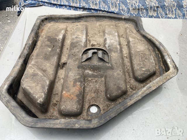 Дъно за багажник мерцедес ц класа комби 204 след 2007 леген / корито багажник основа задница, снимка 1