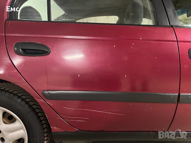 ПРОДАВАМ ТОЙОТА АВЕНСИС 1.6, снимка 15 - Автомобили и джипове - 53697784