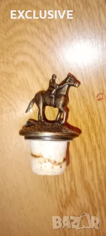 Колекционерски тапи от уиски Blanton's / конни надбягвания/, снимка 8 - Колекции - 49698480