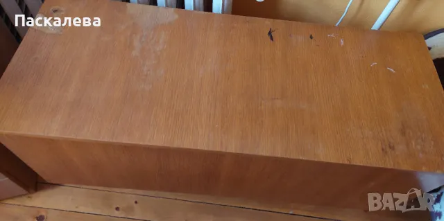 Дървена ракла с крачета