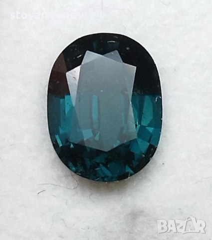 Класен шпинел в сюреалистичен цвят и тегло 1.90кт.! Сертификат! Нов!, снимка 11 - Пръстени - 47455944