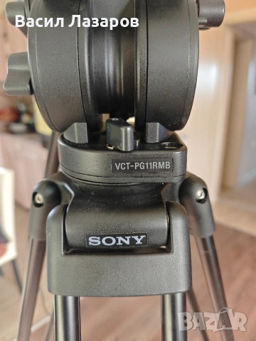 Камера SONY FDR-AX1E HANDYCAM, снимка 11 - Камери - 53450880