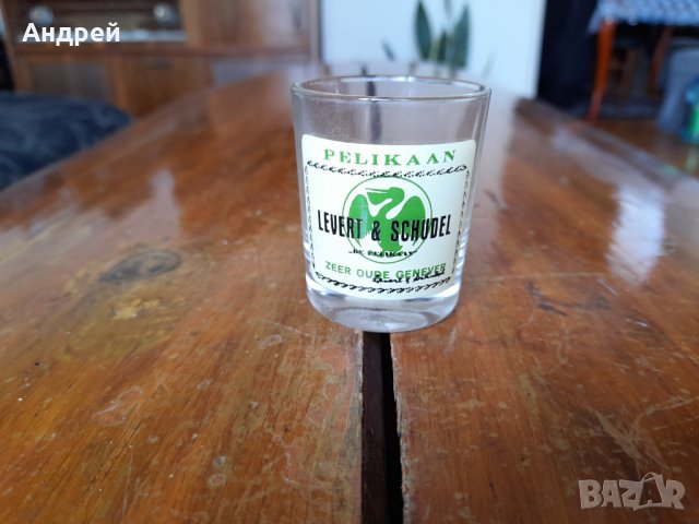 Стара чаша,чашка Pelikaan