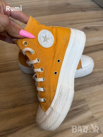 Оригинални цветни кецове кецове Converse ! 36,5 н