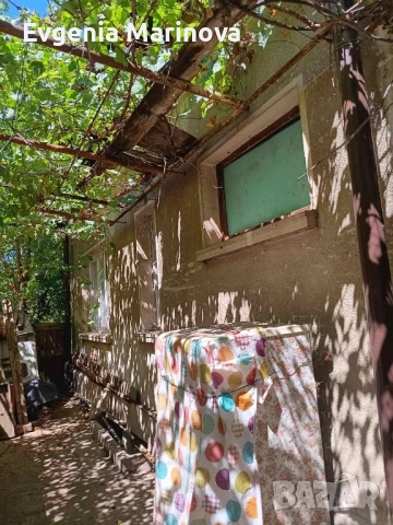 Продавам двуетажна къща, снимка 3 - Къщи - 51695872