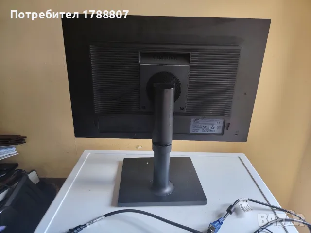 Монитор Samsung , снимка 3 - Монитори - 55950711