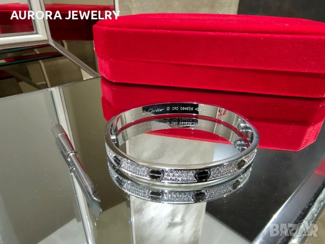 CARTIER Love Ceramic Paved White Gold Classic Diamond Гривна с Отверка, снимка 6 - Гривни - 53237058