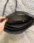 Черна кожена чанта Guess, снимка 2