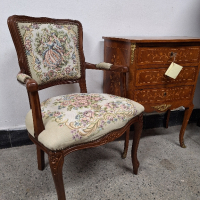 кресло Луи XV с дърворезба , снимка 1 - Столове - 44714550
