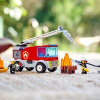 НОВИ! LEGO® City 60280 Пожарникарски камион със стълба, снимка 10 - Конструктори - 40664381