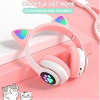 Безжични Блутут Слушалки CAT CXT-B39, Светещи, BT5.0, Цветни LED светлини, снимка 2 - Bluetooth слушалки - 35942524