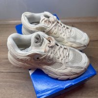Дамски спортни обувки Adidas Astir W, снимка 4 - Маратонки - 41755520