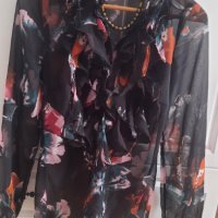 Нежна,ефирна и флорална дамска блуза р-р S+колие, снимка 3 - Блузи с дълъг ръкав и пуловери - 42714848