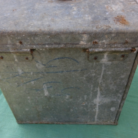 Стар метален сандък/кутия , снимка 7 - Куфари с инструменти - 36167965