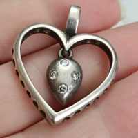 Сребърно сърце ЖК34, снимка 2 - Колиета, медальони, синджири - 44729040