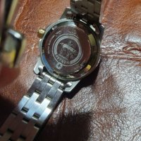 Дамски швейцарски часовник Wenger.Перфектен, снимка 5 - Луксозни - 41382802