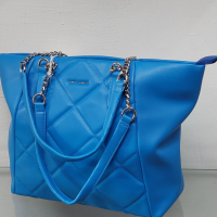 Дамска синя чанта, снимка 1 - Чанти - 44711264