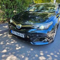 Toyota Auris 1.8 фейс / хибрид + газ, снимка 1 - Автомобили и джипове - 41687521