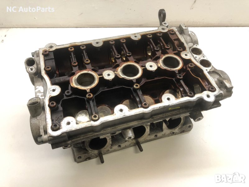 Цилиндрова глава дясна за Audi Ауди А4 B6 3.0 бензин 06C103373F 2004, снимка 1